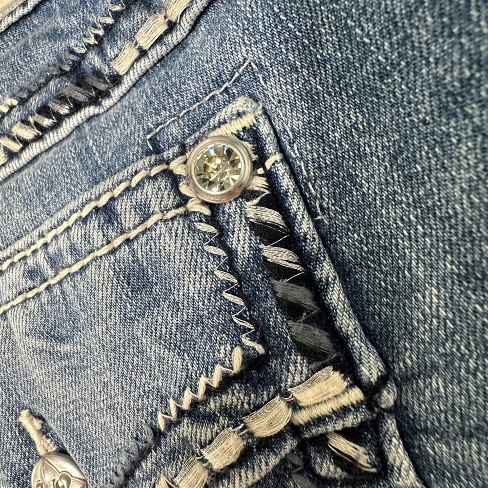 Miss Me Mid Rise Slim Wide Jeans W34 L30 Y2K Bling Thick‎ Stitch Bootcut NWT - Picture 7 of 16